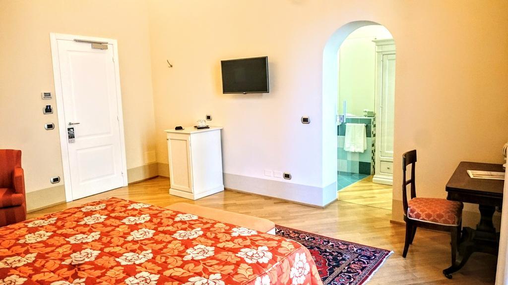 Casa Isolani Luxury Rooms Piazza Maggiore Bologna Kültér fotó