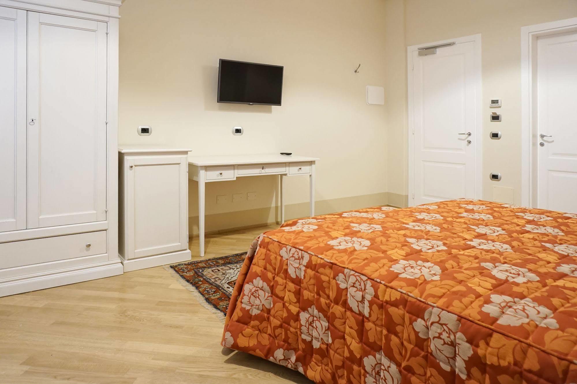 Casa Isolani Luxury Rooms Piazza Maggiore Bologna Kültér fotó