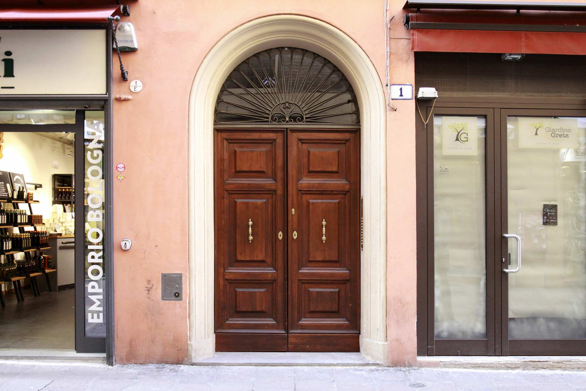 Casa Isolani Luxury Rooms Piazza Maggiore Bologna Kültér fotó